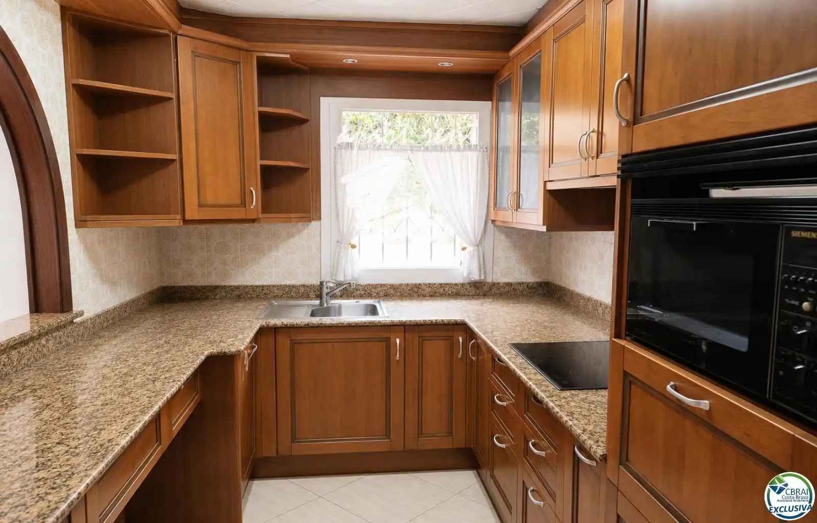 Kitchen of Houses for sale in Empuriabrava  with Air Conditioner, Heating and Terrace
