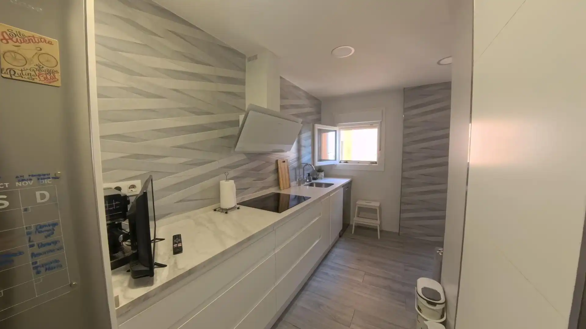 Küche von Wohnung zum Verkauf in San Fernando mit Klimaanlage