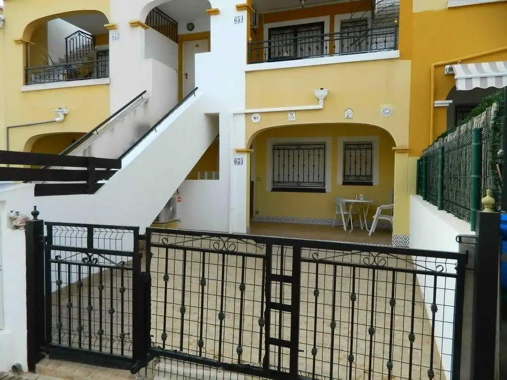 Bungalow con piscina en venta en Orihuela Costa, imagen 14