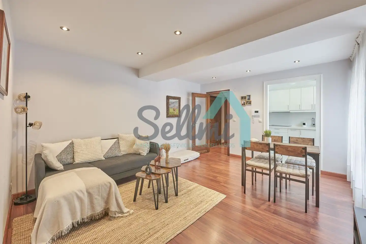 Flat with lift to rent in Calle Pedro Antonio Menéndez