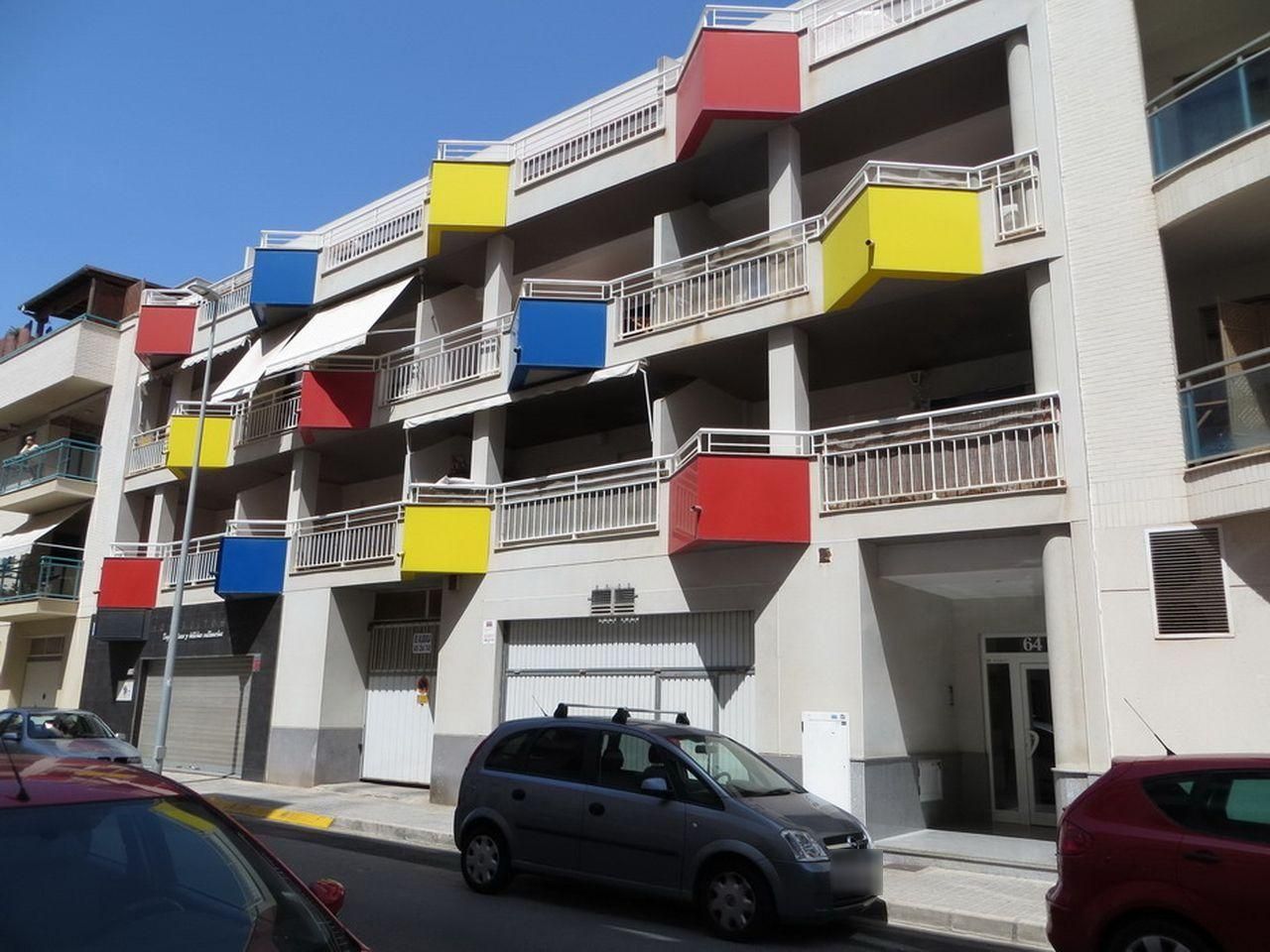 Exterior view of Garage for sale in Burriana / Borriana