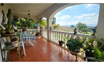 Terrassa de Casa o xalet en venda en Sant Esteve Sesrovires amb Calefacció, Jardí privat i Terrassa
