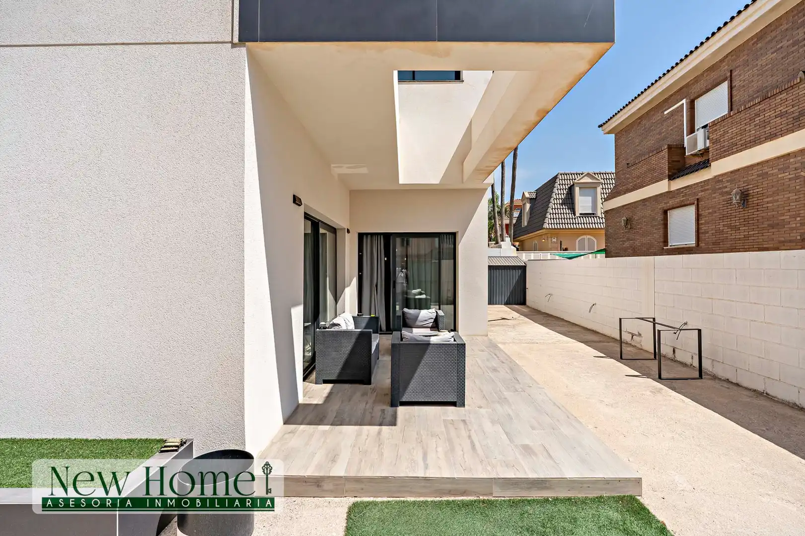 Terrace of Houses for sale in Roquetas de Mar  with Private garden, Terrace and Furnished
