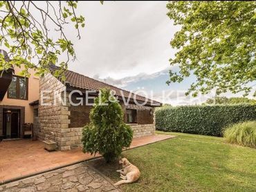Haus mit Pool zum Verkauf in Villafranca del Castillo