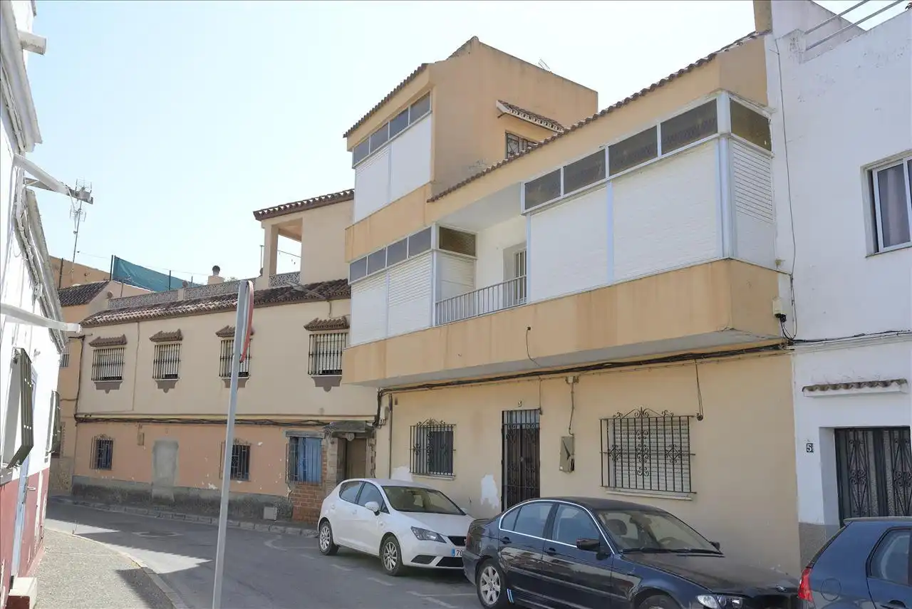 Exterior view of Detached homes for sale in Algeciras