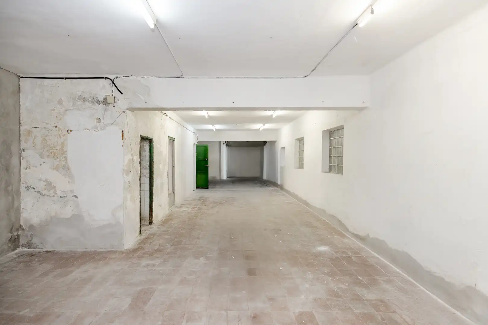 Local comercial en venda a Calle Don Rodrigo, imagen 9