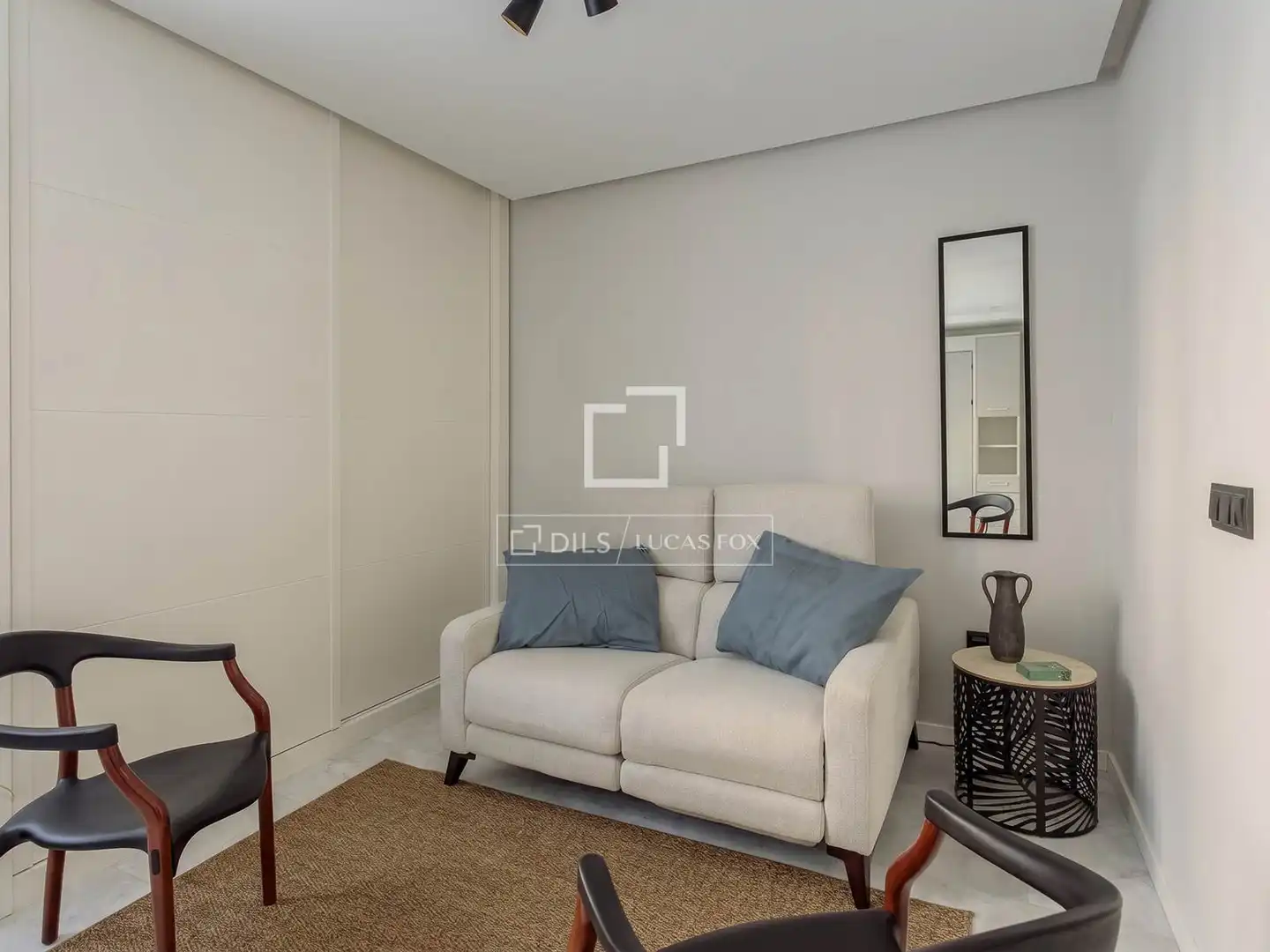 Sala d'estar de Loft de lloguer en Madrid amb Aire condicionat, Calefacció i Moblat