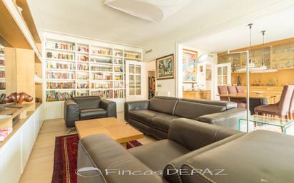 Living room of Attic for sale in Castelldefels  with Air Conditioner, Heating and Private garden