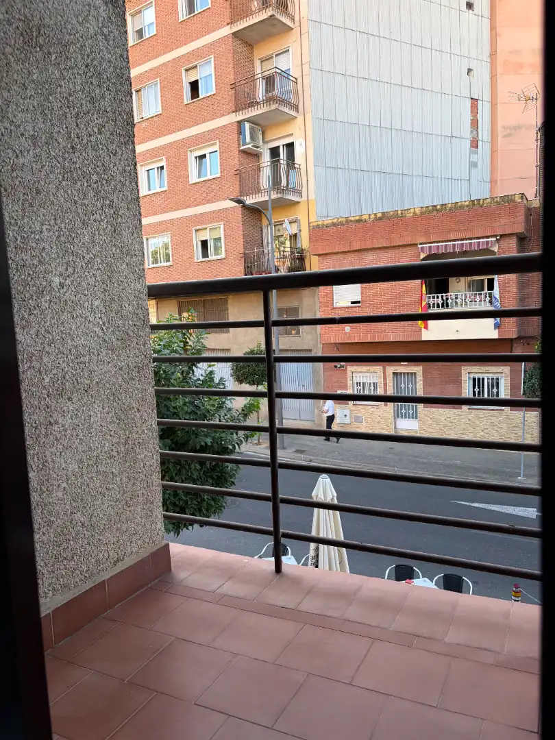 Wohnung zur Miete in Calle Sor Valentina Mirón, Los Pinos - El Pilar