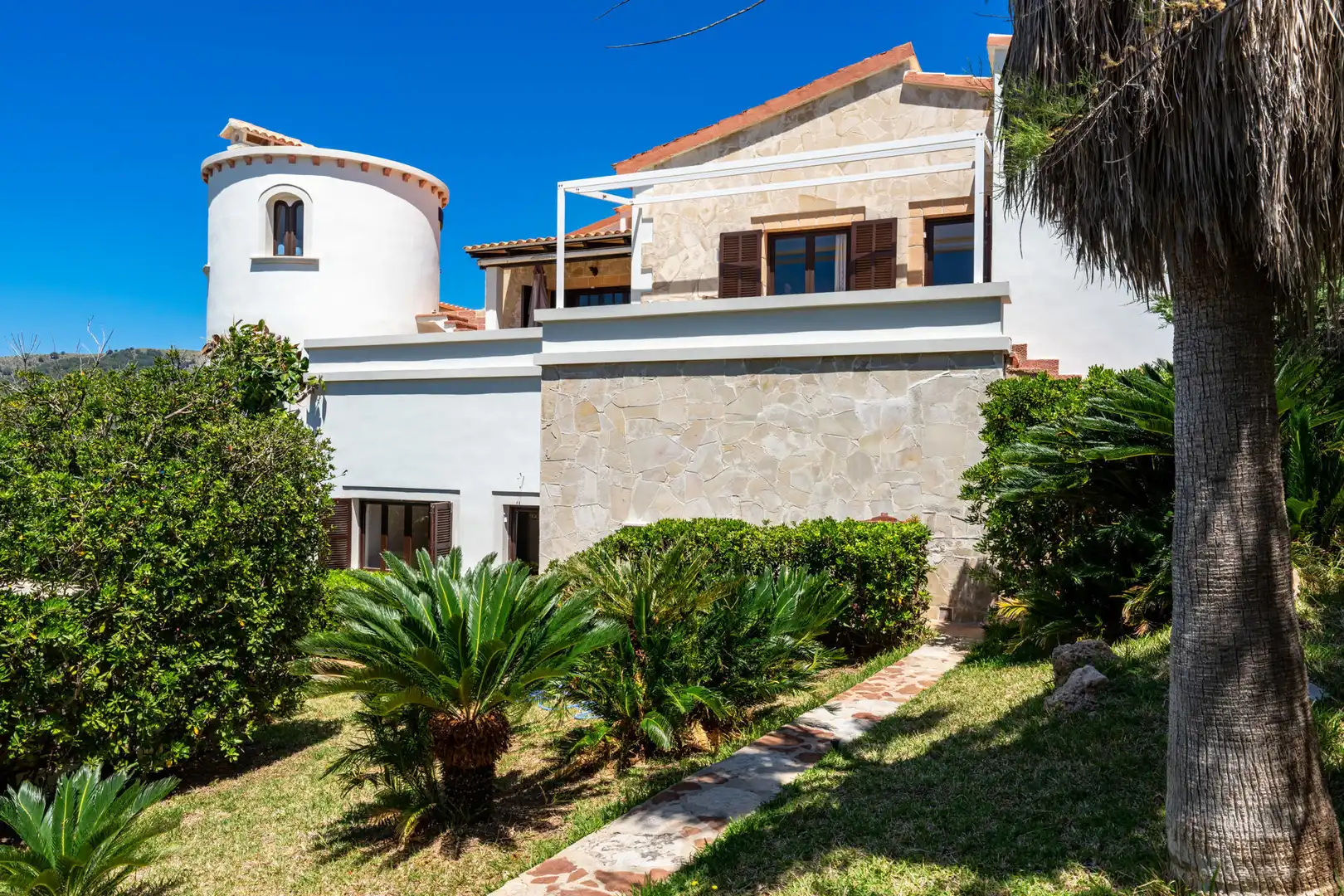 Vista exterior de Finca rústica en venda en Capdepera amb Calefacció i Terrassa