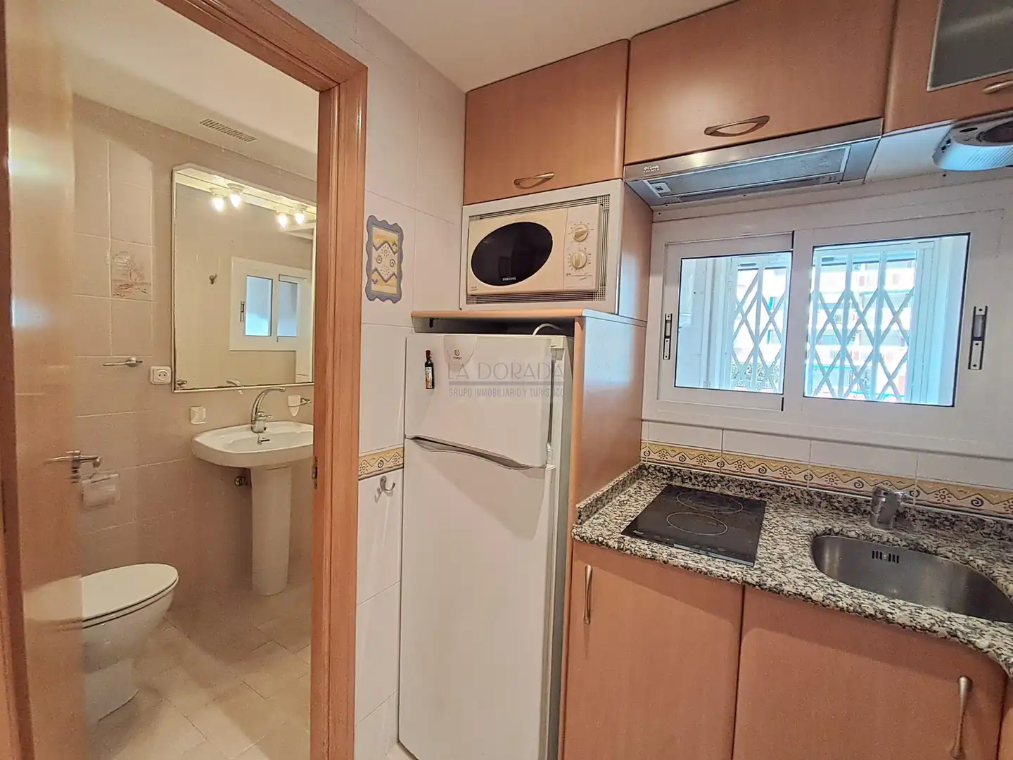 Kitchen of Study for sale in Salou  with Air Conditioner, Heating and Balcony