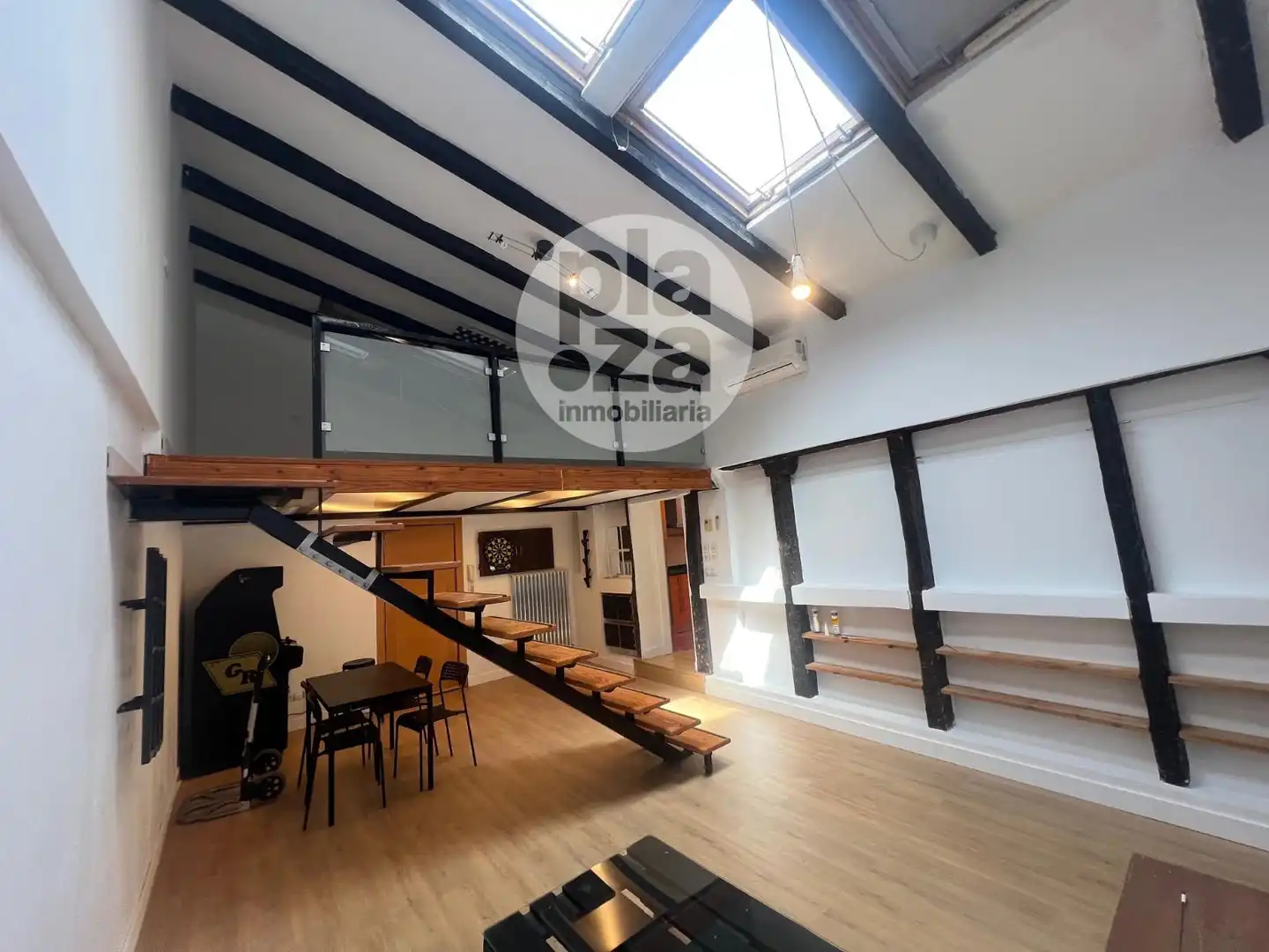 Flat for sale in Burgos  with Air Conditioner and Heating