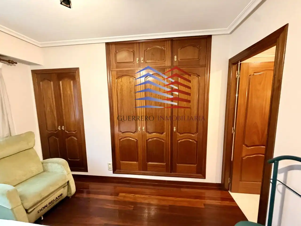 Apartamento de alquiler en Ourense Capital  con Calefacción, Parquet y Trastero
