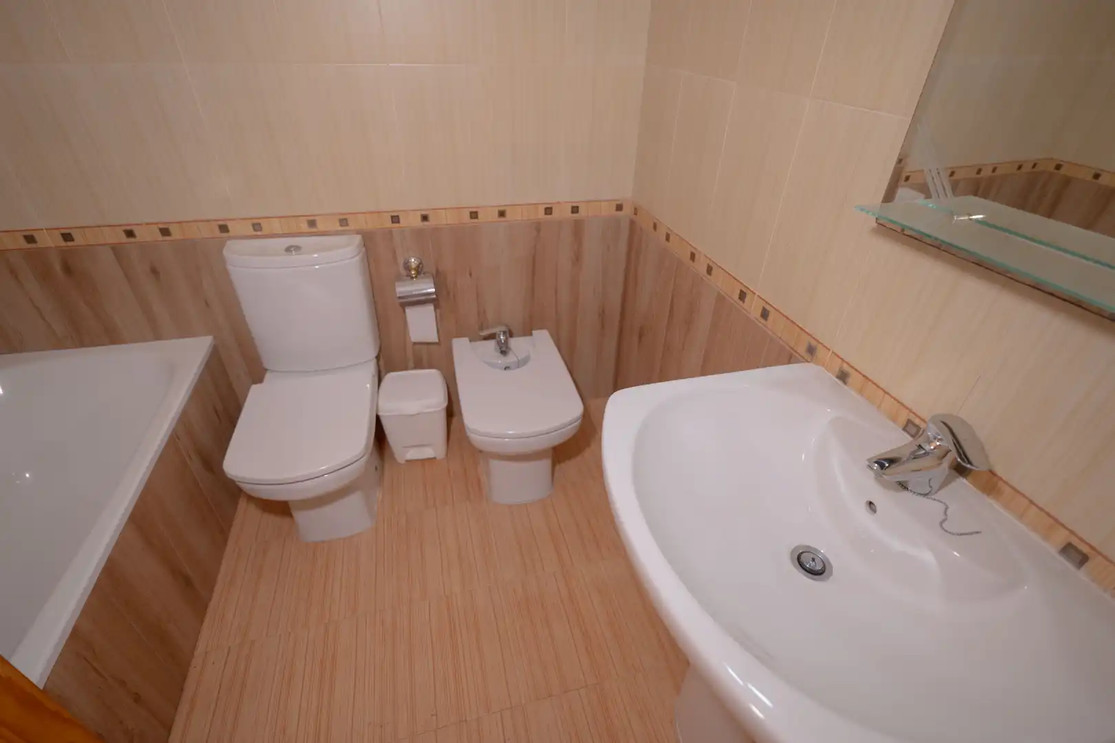 Badezimmer von Einfamilien-Reihenhaus zum Verkauf in Albuñol mit Terrasse, Möbliert und Balkon