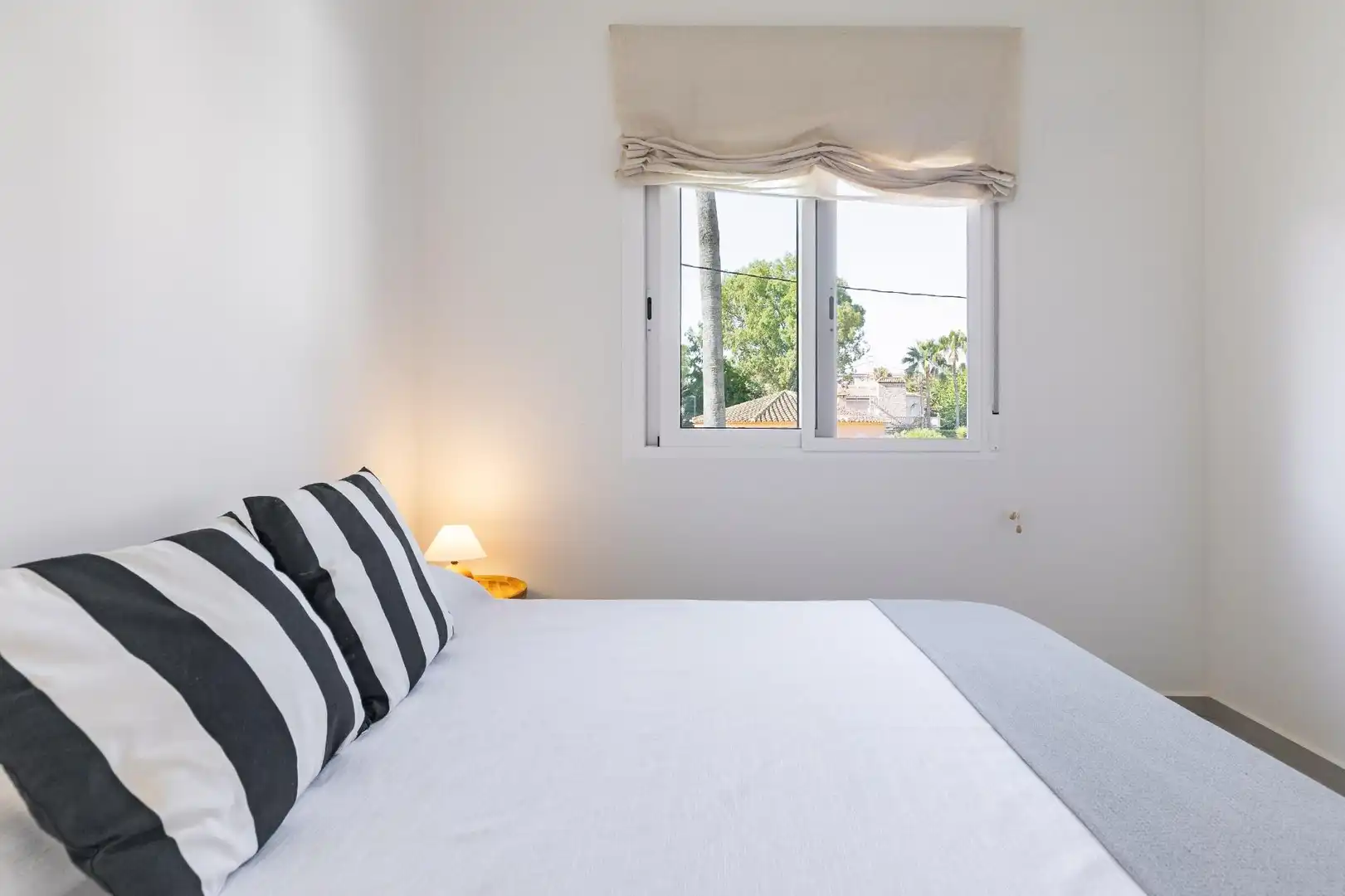 Schlafzimmer von Haus oder Chalet zum Verkauf in Dénia mit Klimaanlage, Heizung und Privatgarten