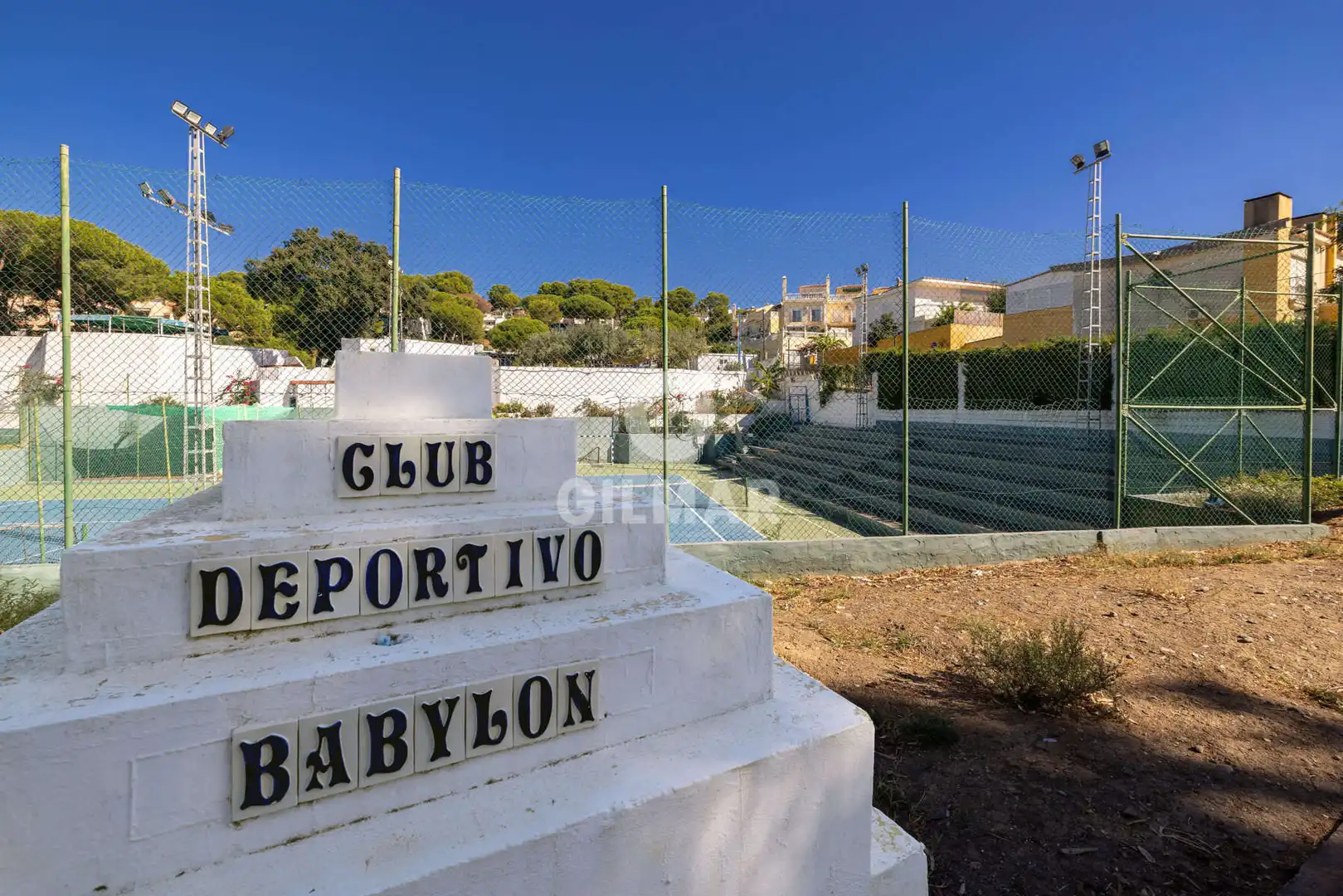 Exterior view of Detached homes for sale in Estepona  with Private garden and Swimming Pool