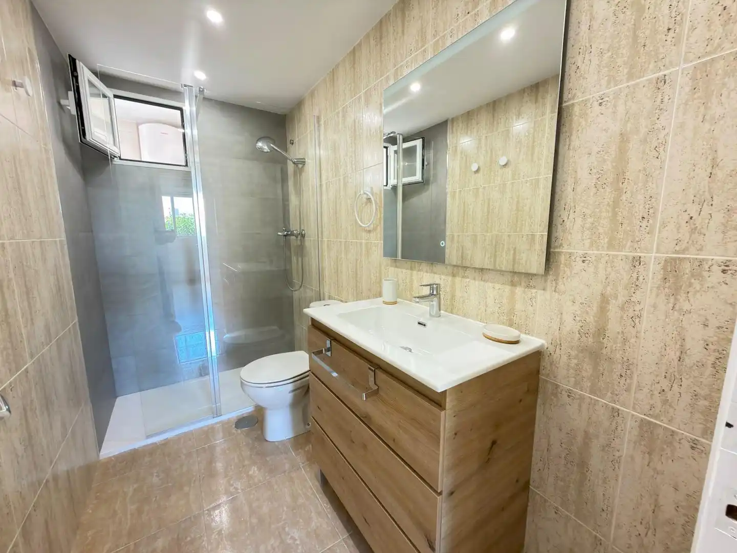 Badezimmer von Wohnung zur Miete in San Blas