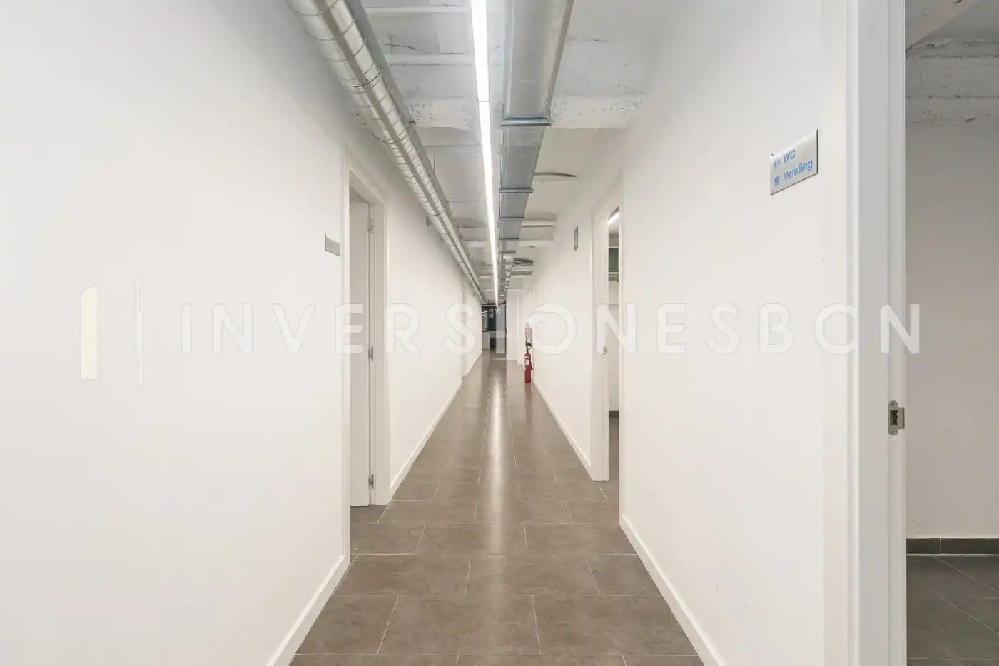 Local comercial de lloguer a Carrer Calabria, imagen 28