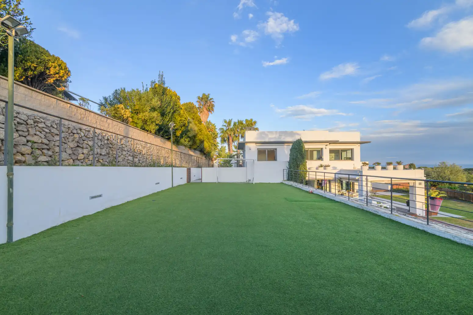 Terrassa de Casa o xalet en venda en Sitges amb Terrassa, Traster i Piscina