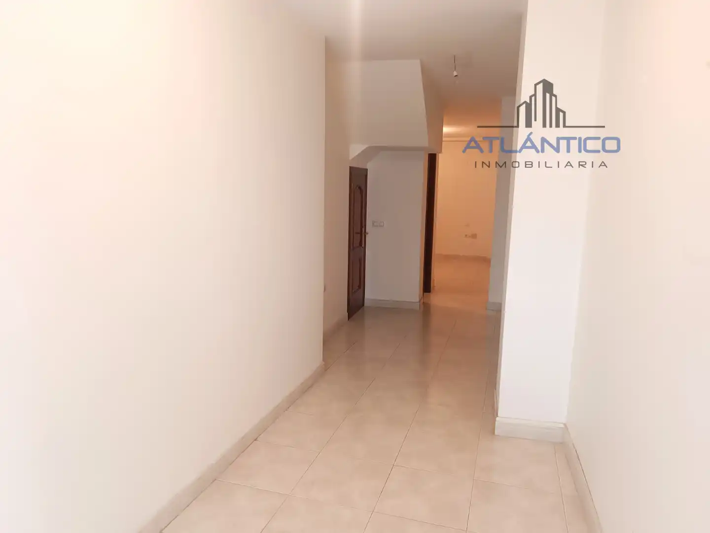 Geschaftsraum zum Verkauf in Ciudad Vieja 