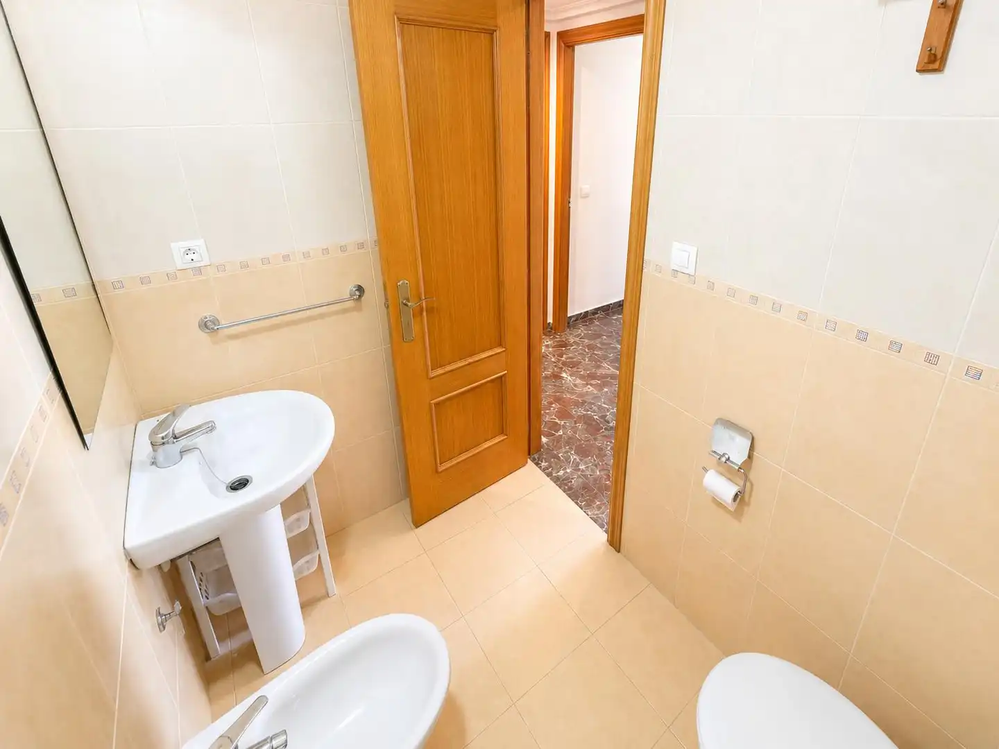 Baño de Piso en venta en Valencia con Aire acondicionado, Amueblado y Horno