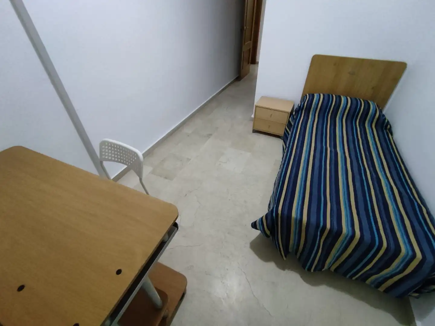 Bedroom of Flat for rent in Algeciras  with Air Conditioner, Furnished and Pets allowed