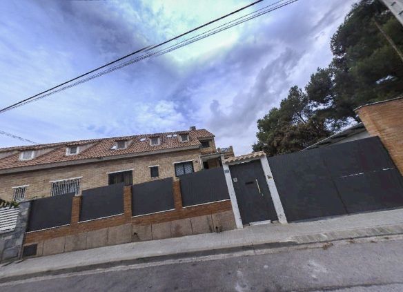 Exterior view of Single-family semi-detached for sale in Terrassa