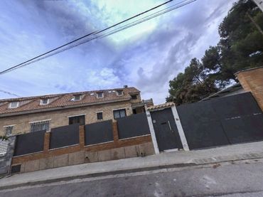 Maison jumelée à vendre à C/ Pinsa