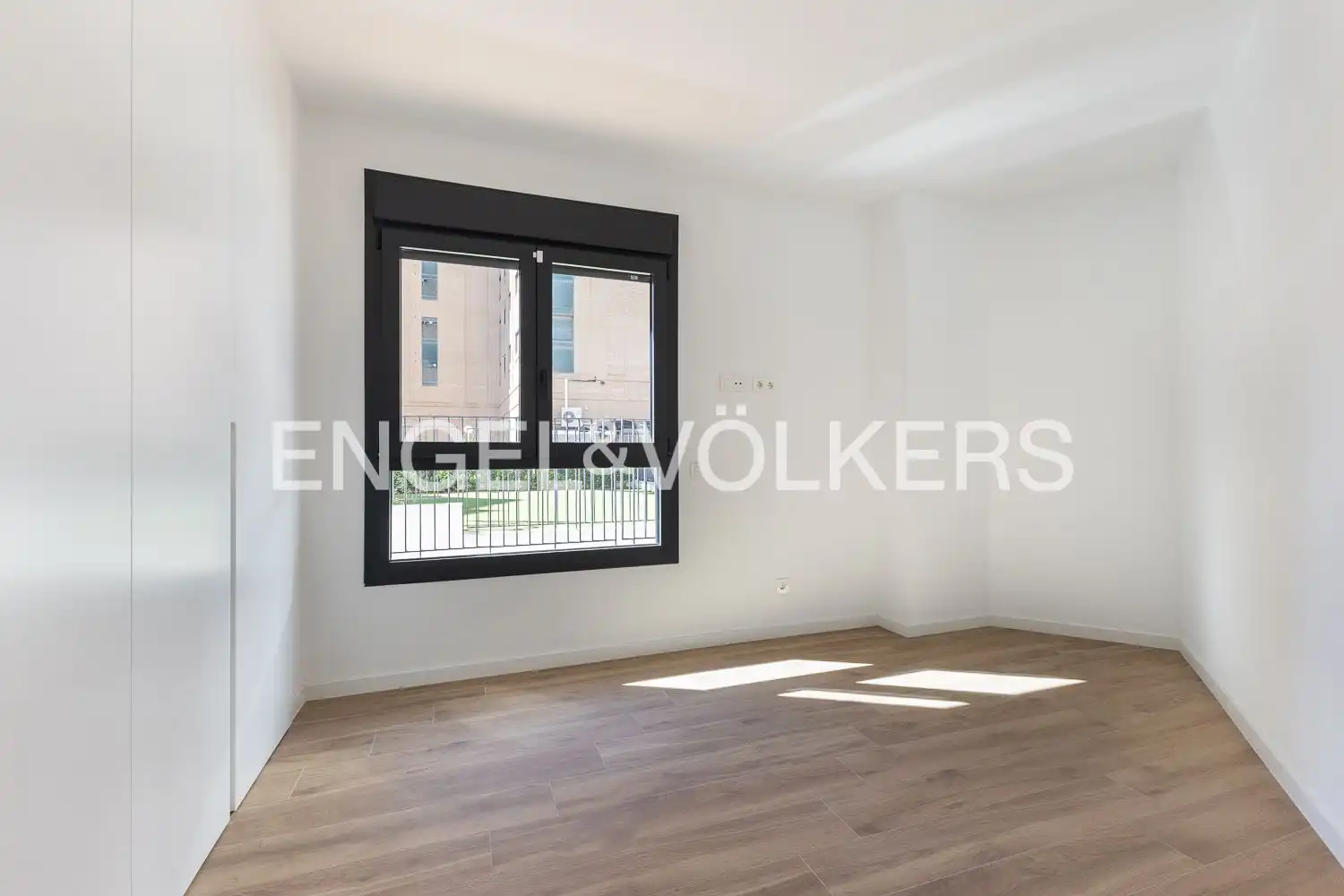 Bedroom of Apartments for sale in Valencia  with Air Conditioner, Heating and Private garden