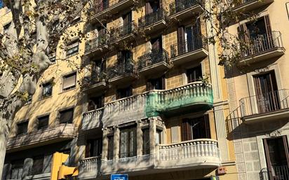 Exterior view of Flat for sale in  Barcelona Capital  with Heating, Storage room and Balcony