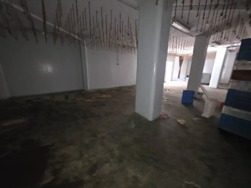 Local en venta en Baños de Montemayor