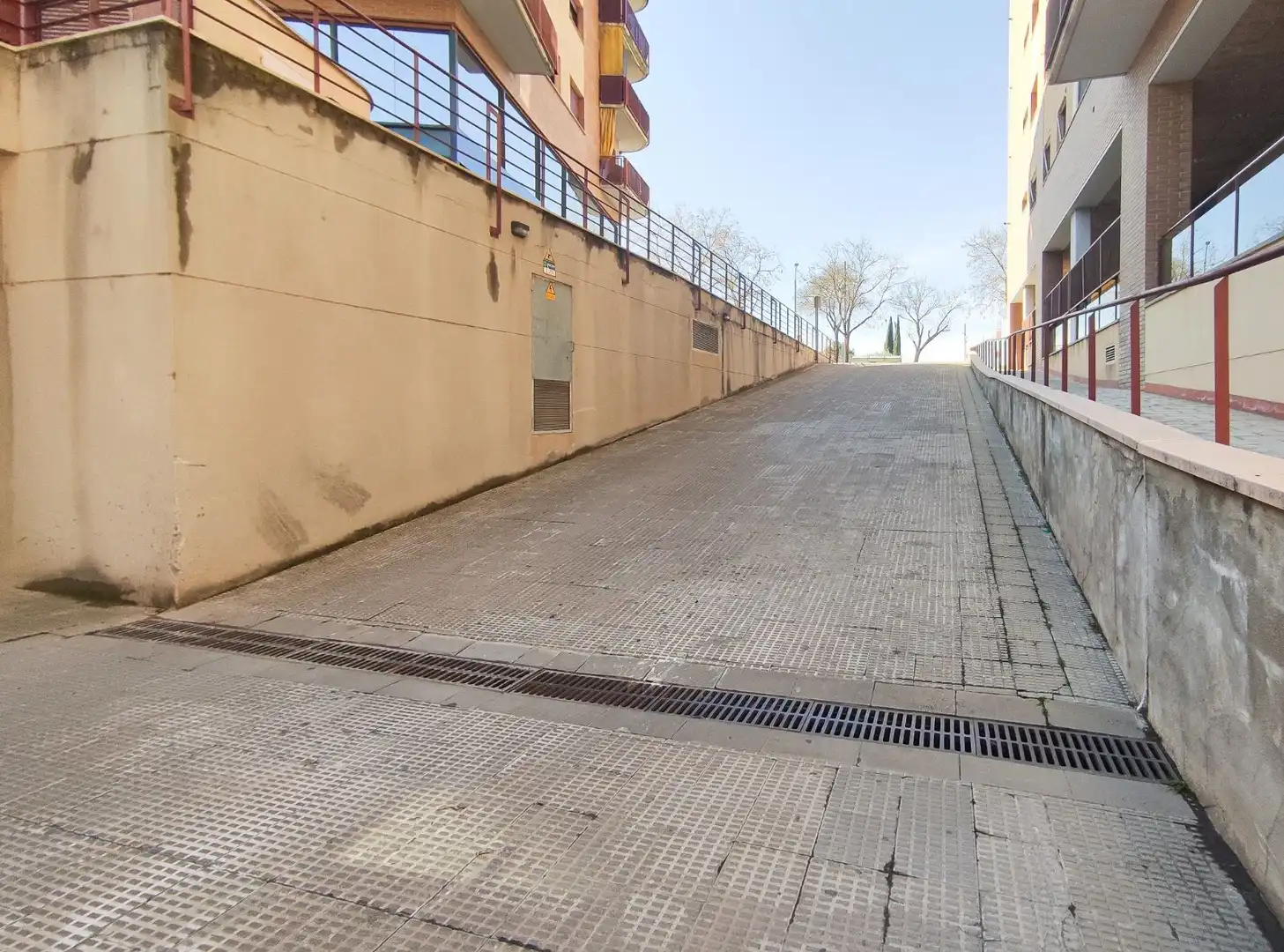 Parkplatz von Garage zum Verkauf in Sabadell
