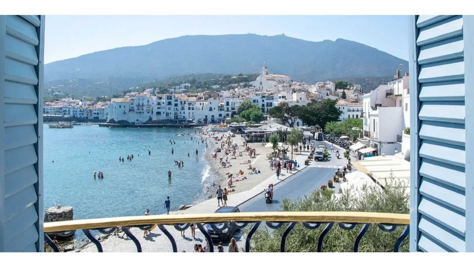 Vista exterior de Casa o xalet en venda en Cadaqués amb Piscina i Balcó