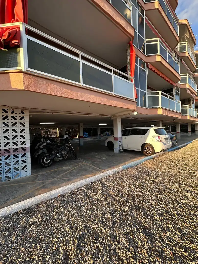 Aparcament de Apartament en venda en Sitges amb Parquet, Terrassa i Balcó