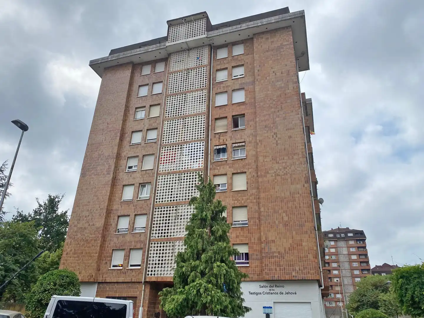 Vista exterior de Pis en venda en Torrelavega  amb Terrassa