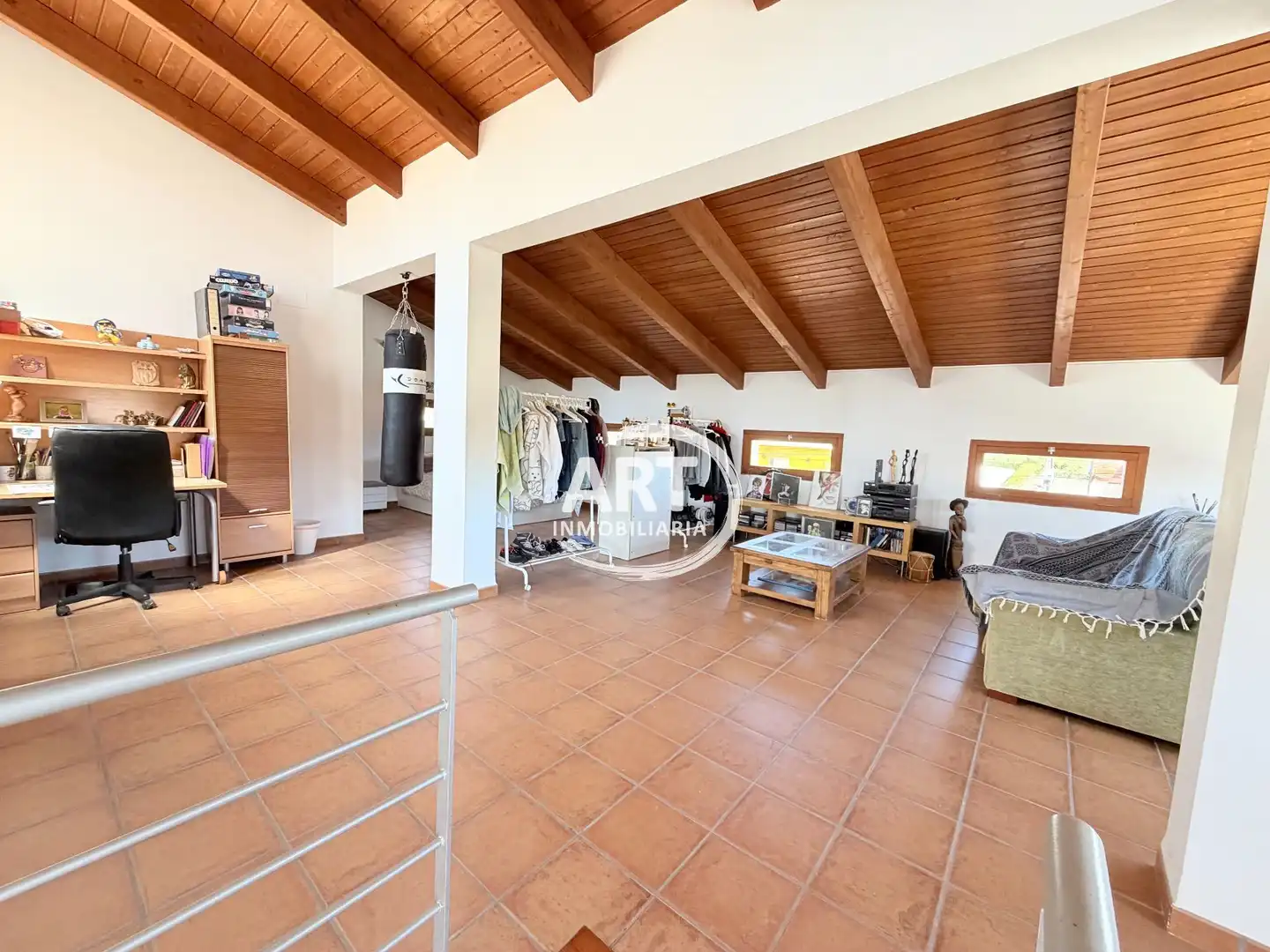 Sala de estar de Casa o chalet en venta en Serra con Calefacción, Jardín privado y Terraza