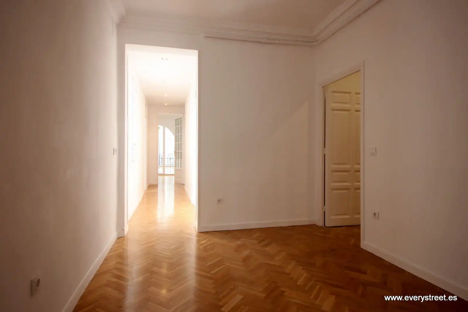 5 hab, 160m² en Goya, Barrio de Salamanca, Madrid - Image 4