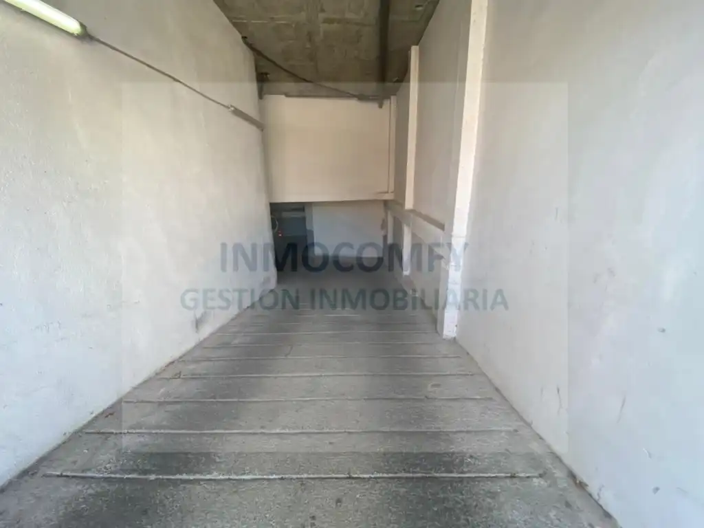 Einzelparkplatz zur Miete in Calle Pompeu Fabra, imagen 2