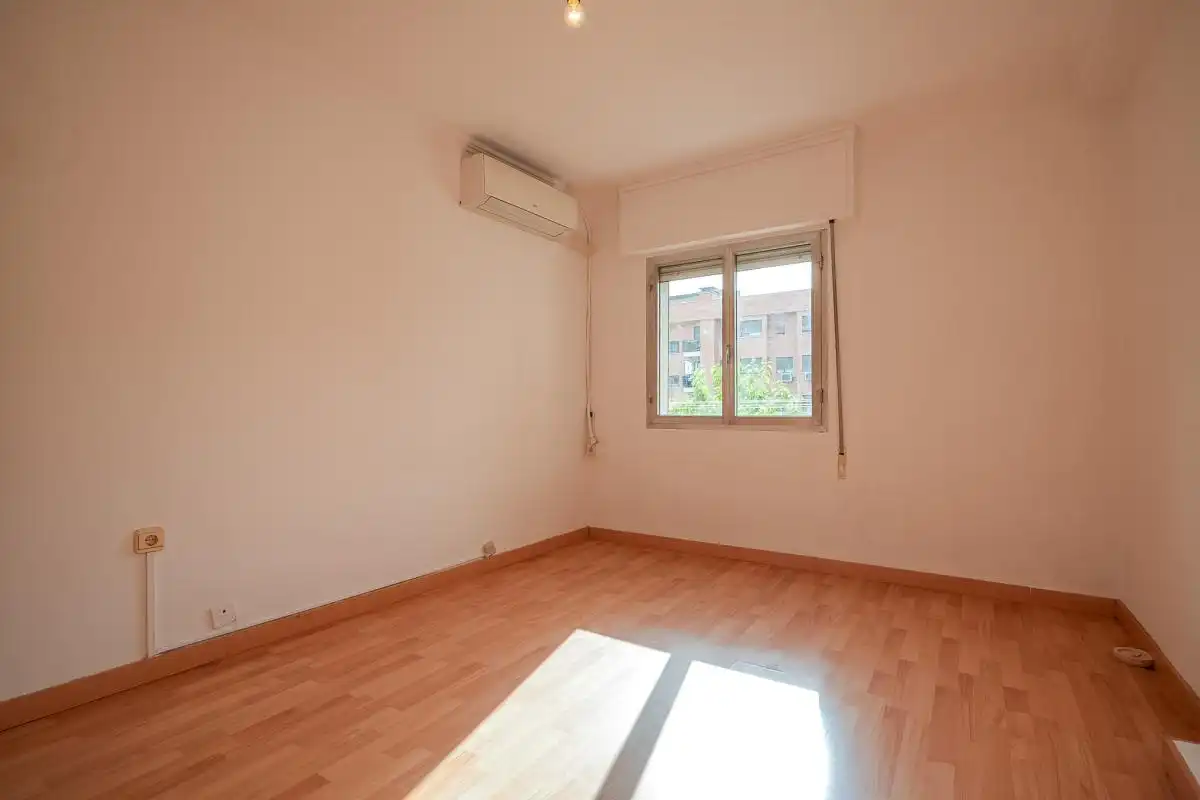 Habitación de Piso en venta en Madrid con Aire acondicionado, Calefacción y Terraza