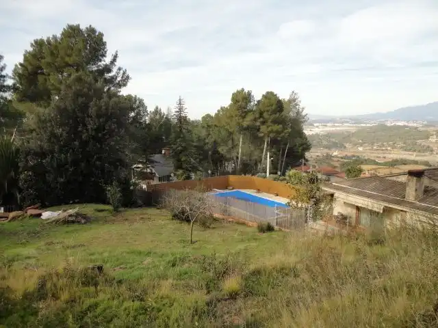 Terreno residencial en venta en Castellví de Rosanes, imagen 4