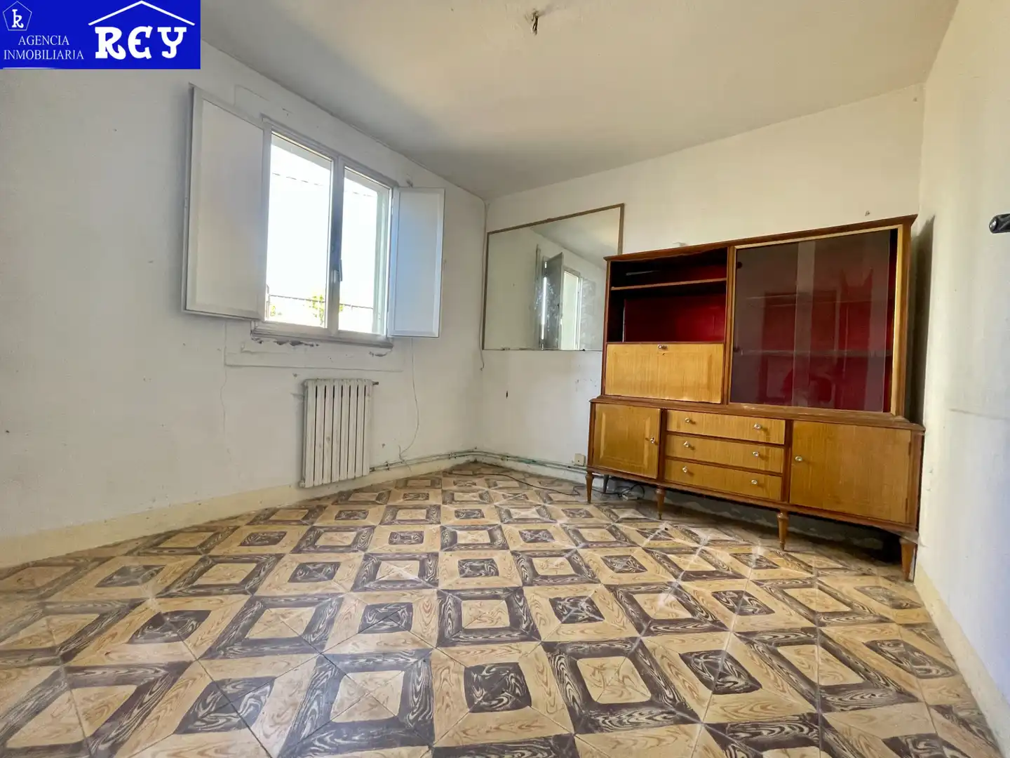 Habitación de Casa o chalet en venta en Santiago de Compostela  con Calefacción, Jardín privado y Trastero