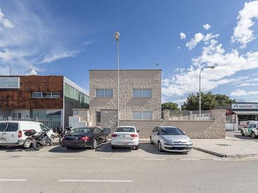 Nau industrial de lloguer a Chana