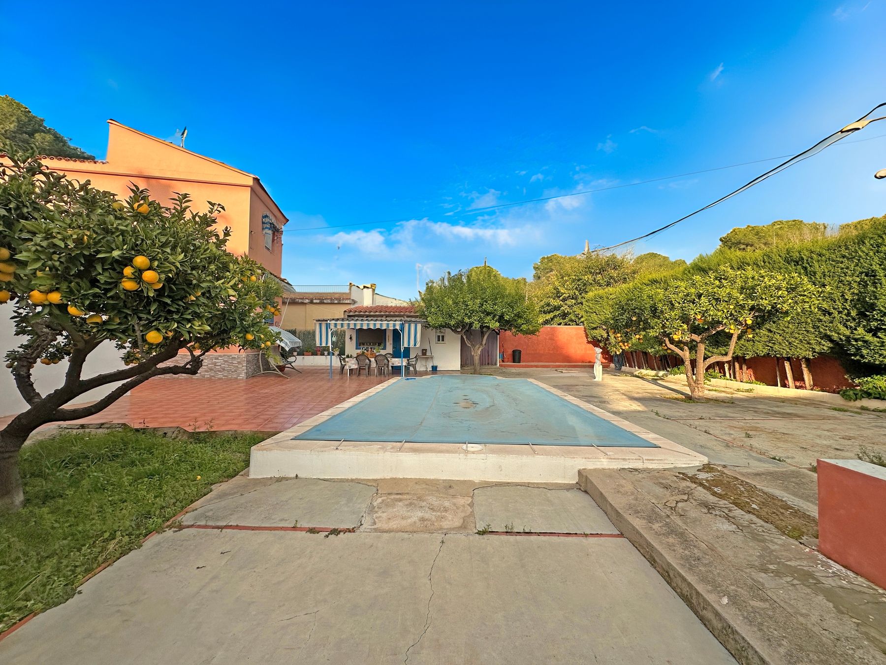 Piscina de Casa o xalet en venda en Paterna amb Aire condicionat, Jardí privat i Terrassa