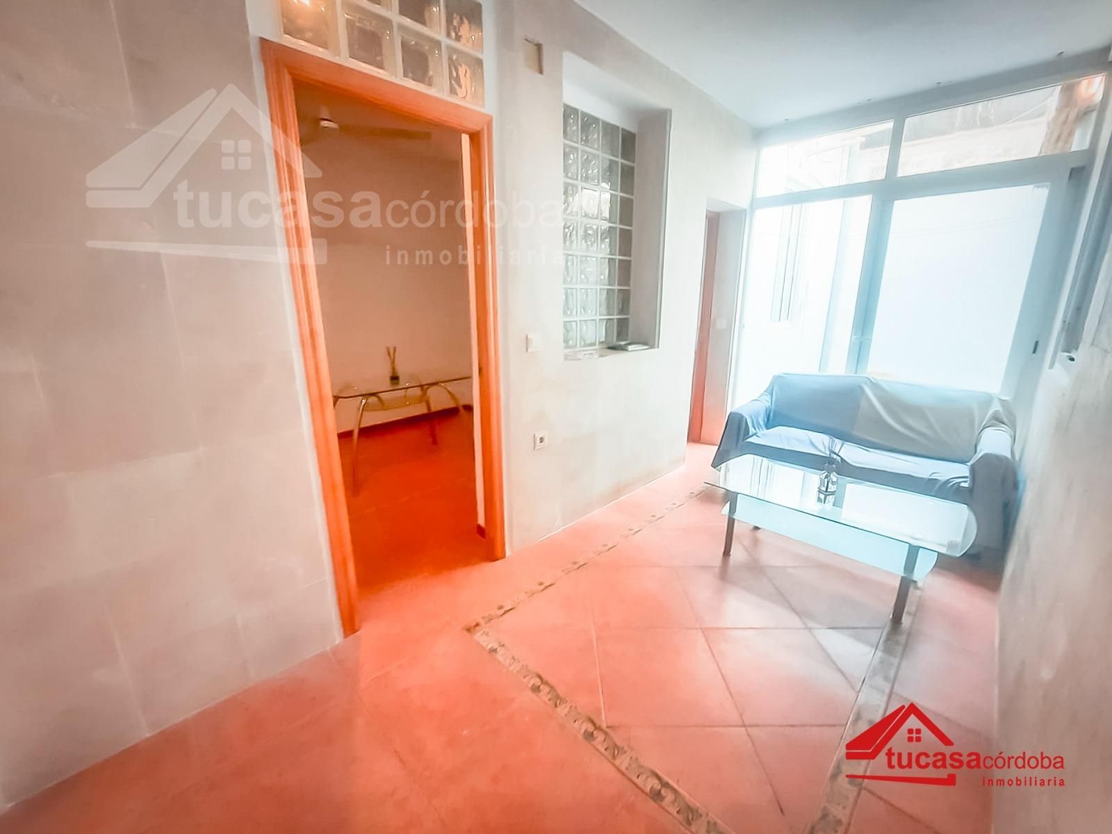 Planta baixa en venda a Sta. Marina - San Andrés - San Pablo - San Lorenzo