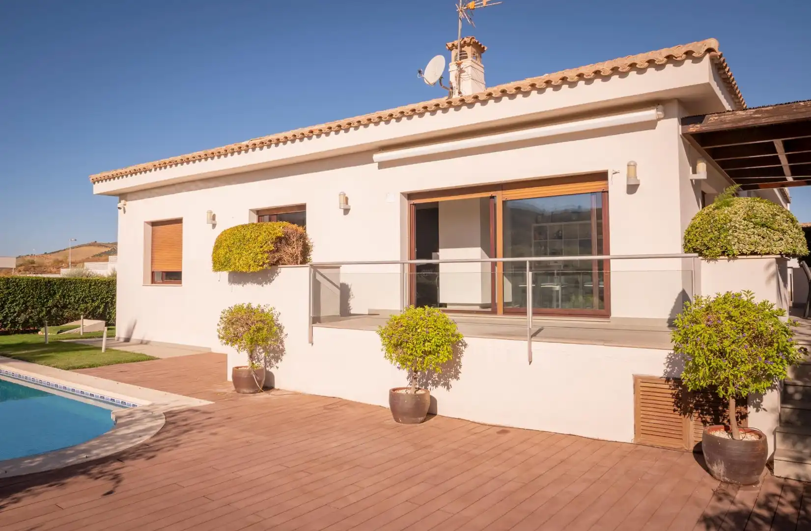 Detached house with pool for sale in Centro