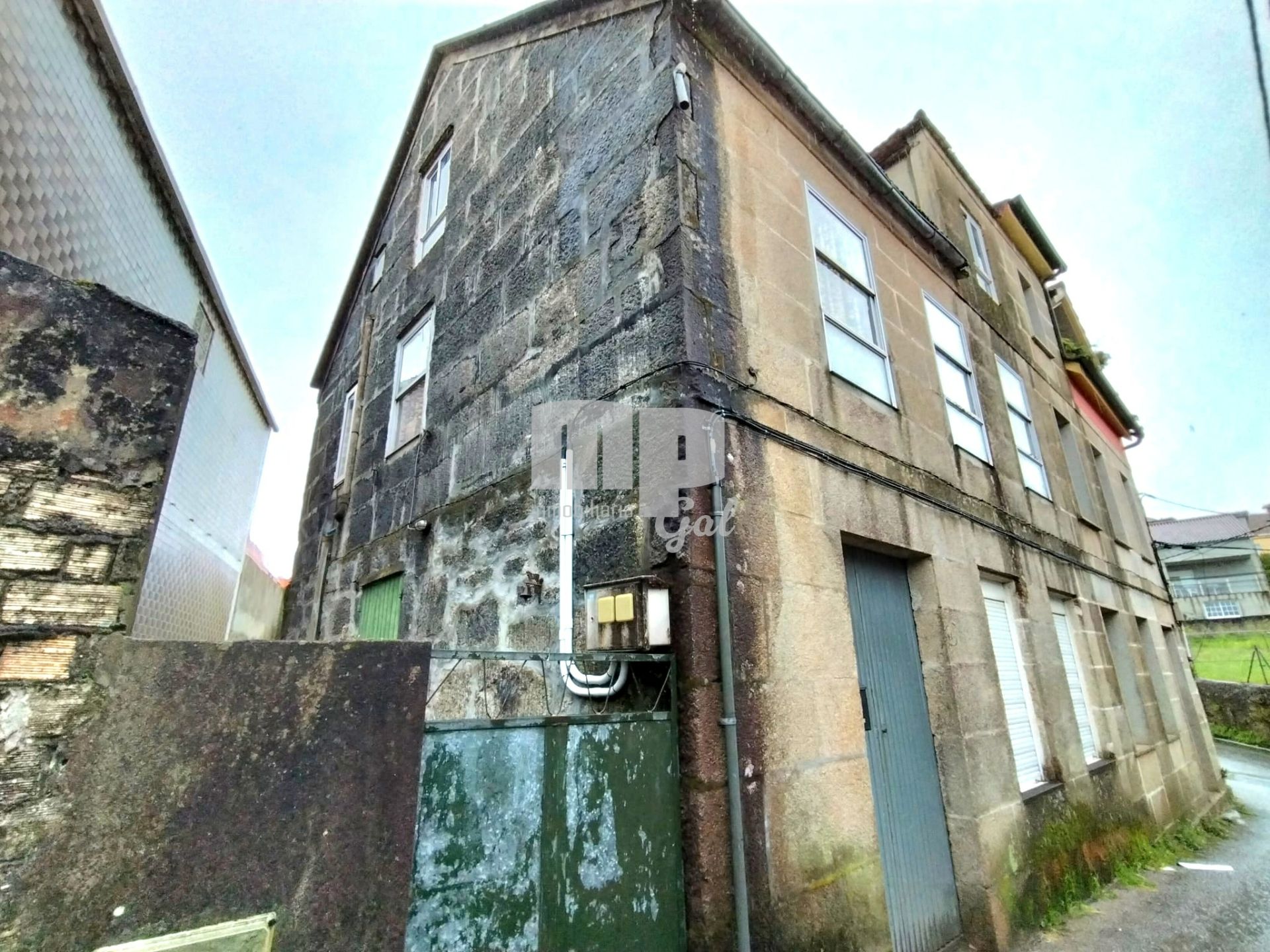 Vista exterior de Casa o xalet en venda en Moaña amb Jardí privat i Traster