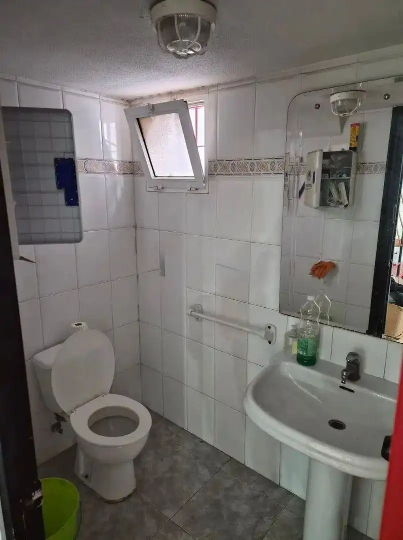 Baño de Nave industrial en venta en Alcantarilla
