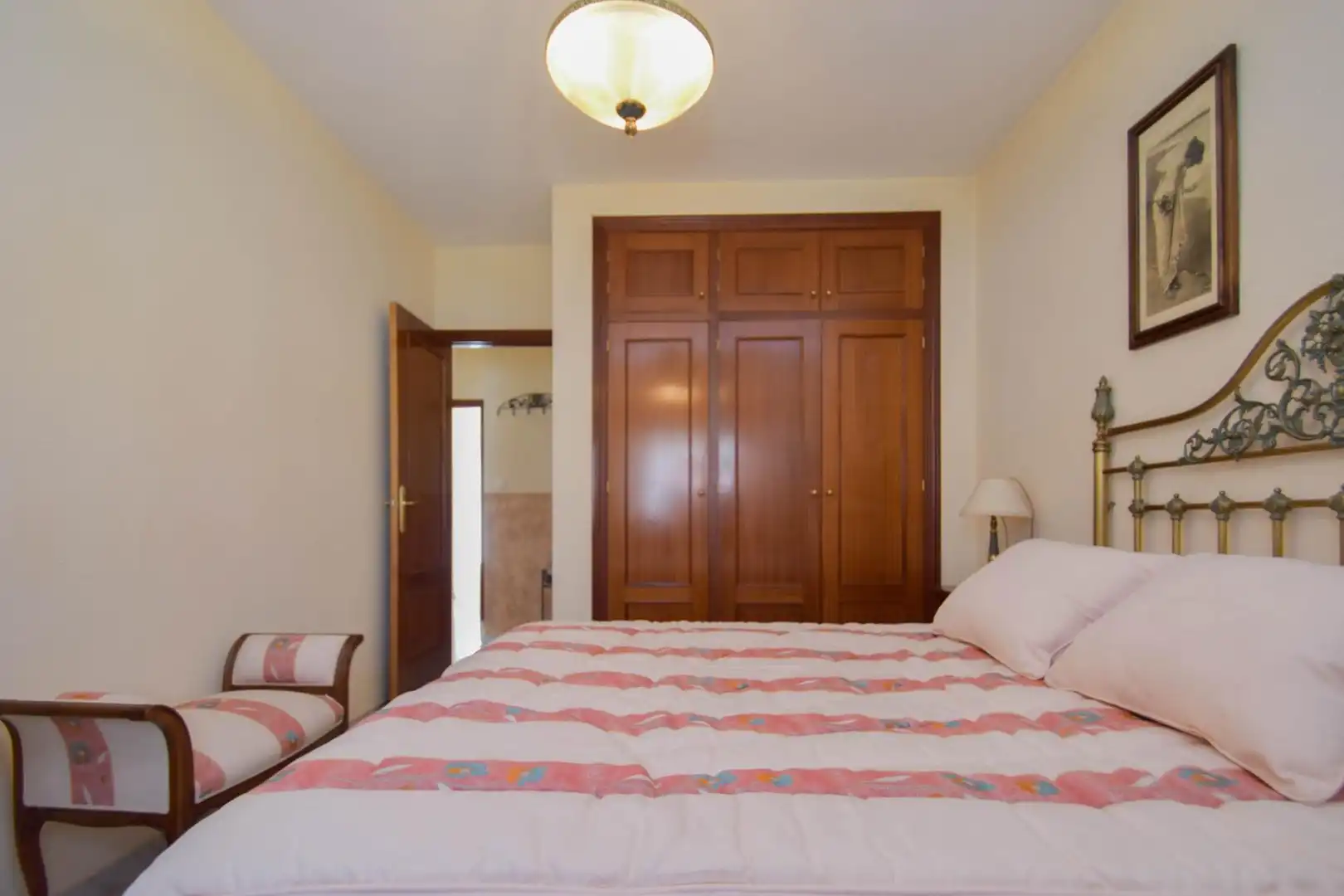 Habitación de Casa o chalet en venta en Cájar