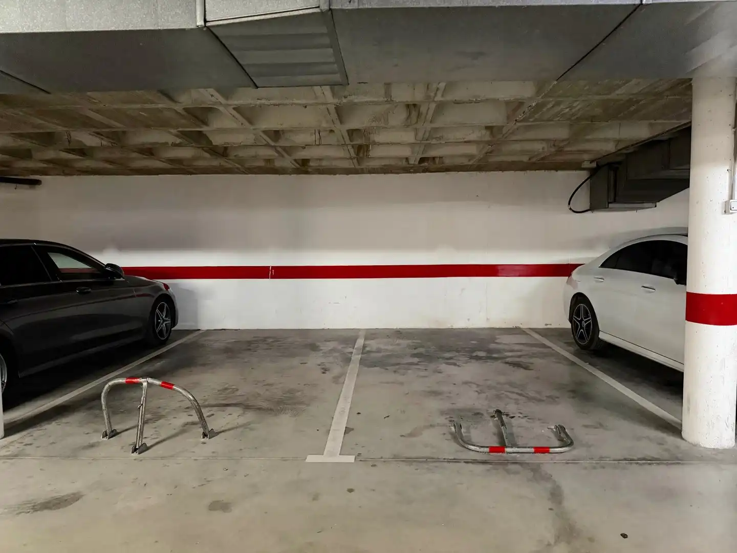 Parking de Apartamento en venta en Benidorm con Aire acondicionado, Jardín privado y Amueblado