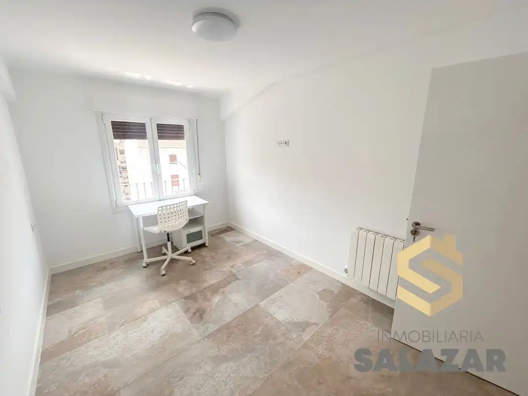 Habitación de Piso de alquiler en Bilbao  con Calefacción